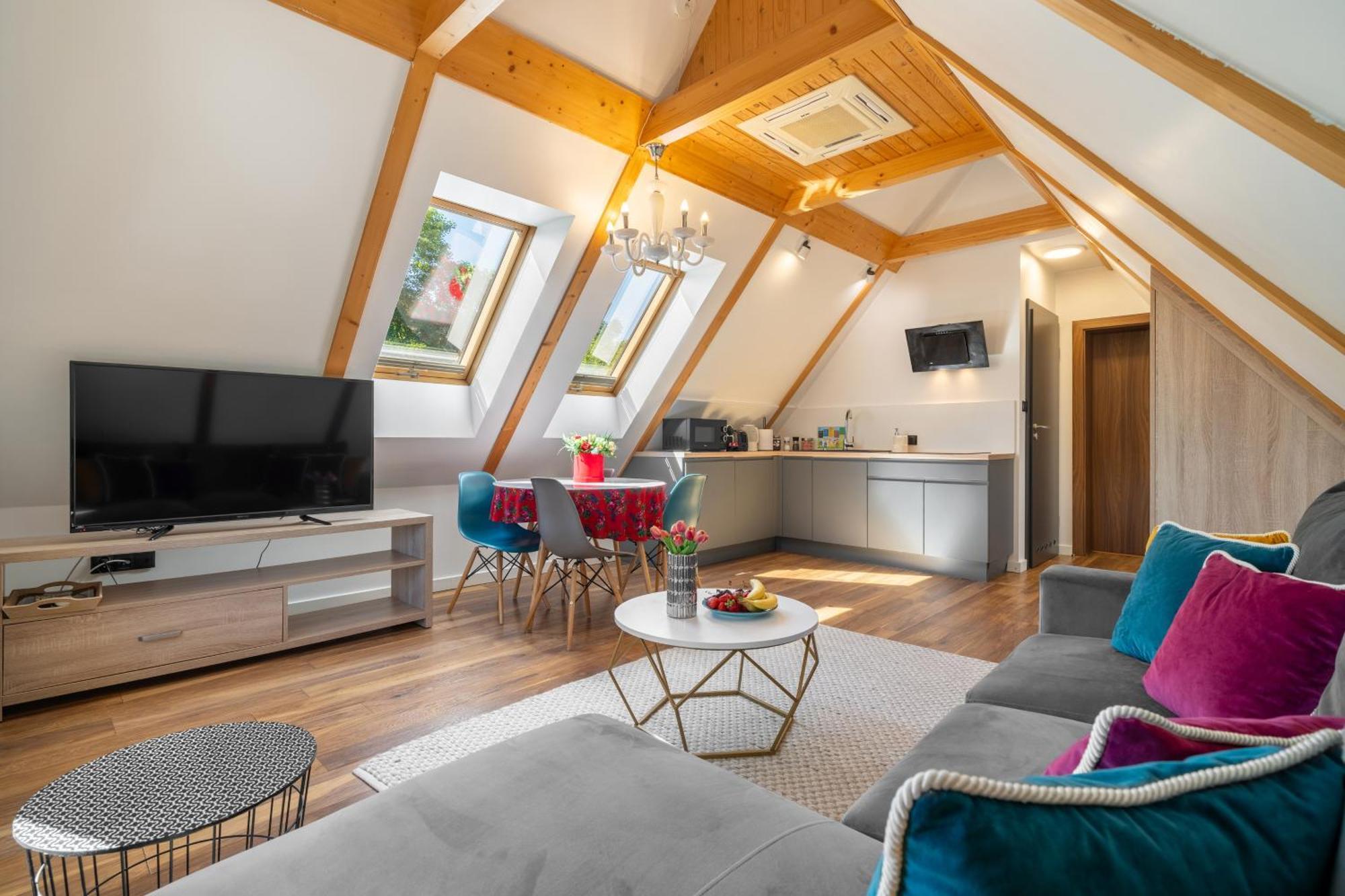 Deluxe Apartment