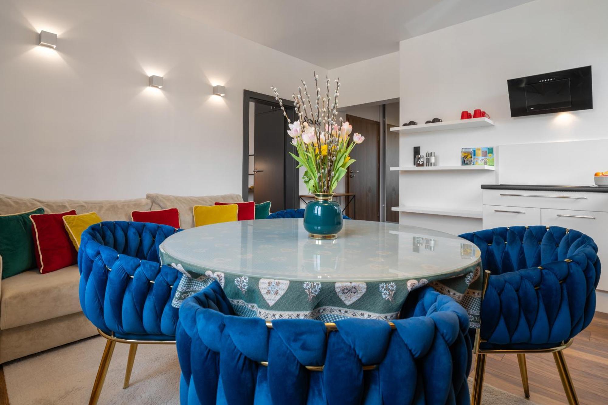 Superior Apartment